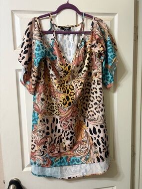 chic Multicolor Animal & Baroque V-Neck Tunic - Turquoise, Beige, Yellow